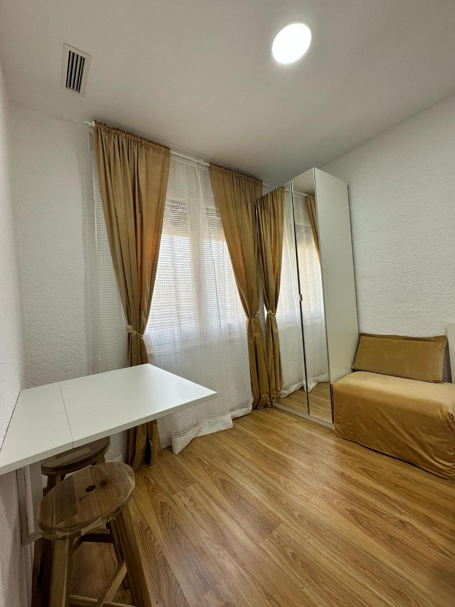 Appartement Mi Casa Es Tu Casa à L'Hospitalet de Llobregat Extérieur photo