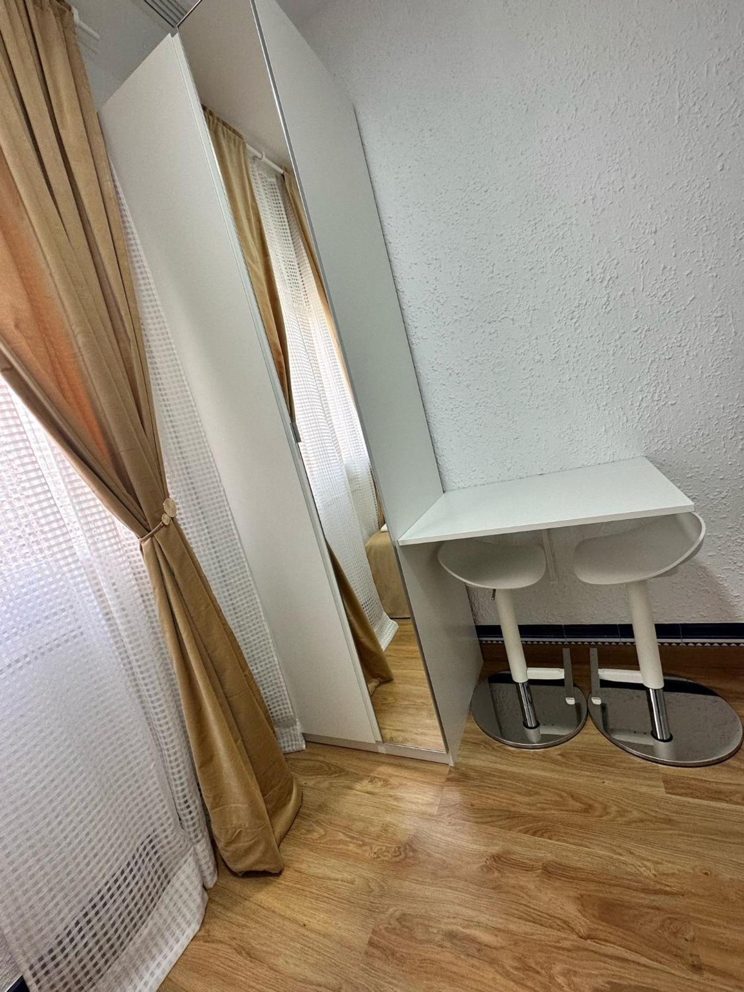 Appartement Mi Casa Es Tu Casa à L'Hospitalet de Llobregat Extérieur photo